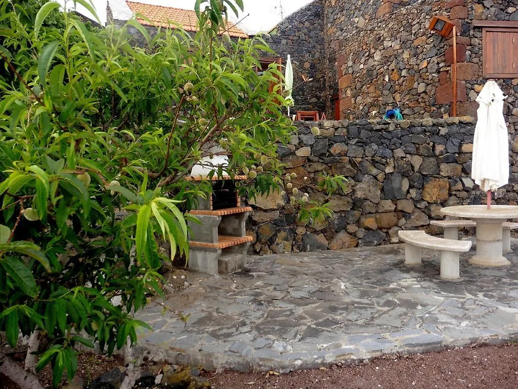 Country house Casa Rural Los Perales Guest House Mocanal Spain